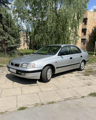 Toyota Carina cena 7800 przebieg: 229627, rok produkcji 1996 z Łódź małe 301